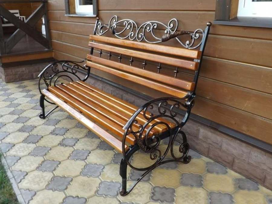 Лавка 4 с деревянным сиденьем